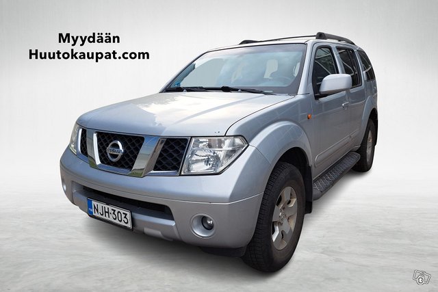 Nissan Pathfinder 1