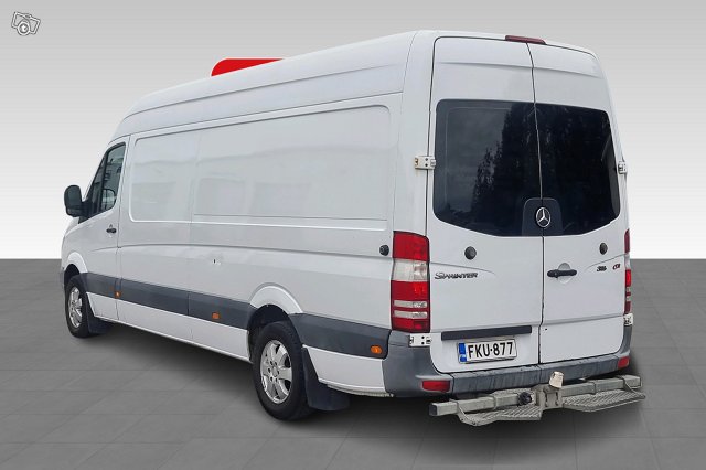 Mercedes-Benz Sprinter 7