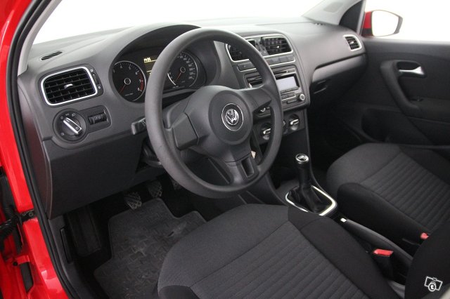 Volkswagen Polo 10