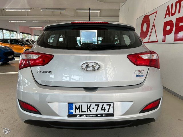 Hyundai I30 3d 4