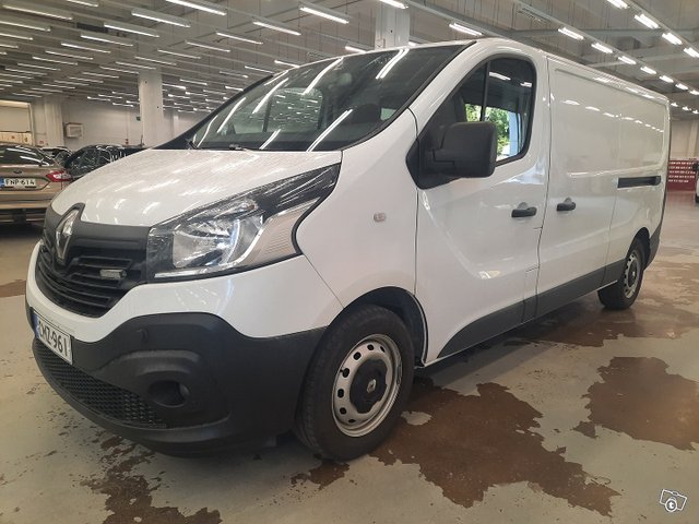 Renault Trafic 6