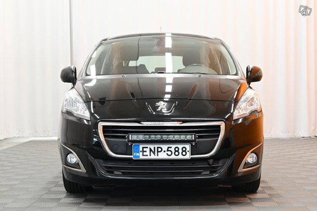 Peugeot 5008 2