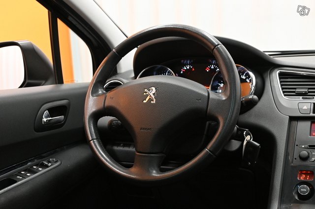 Peugeot 5008 14