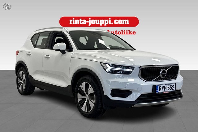 Volvo XC40 3