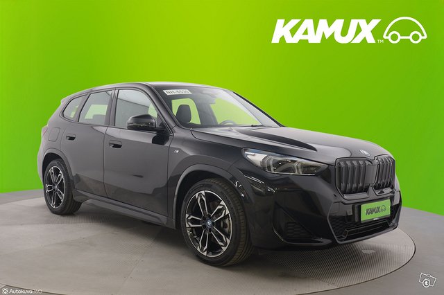 BMW IX1