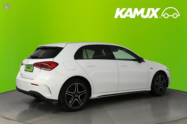 Mercedes-Benz A 2