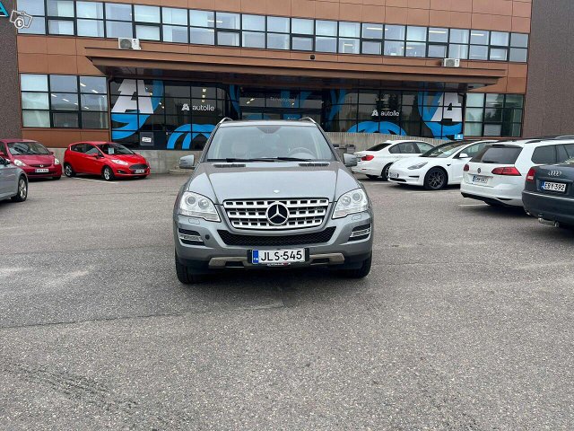 Mercedes-Benz ML