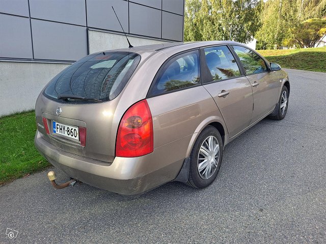 Nissan Primera 3