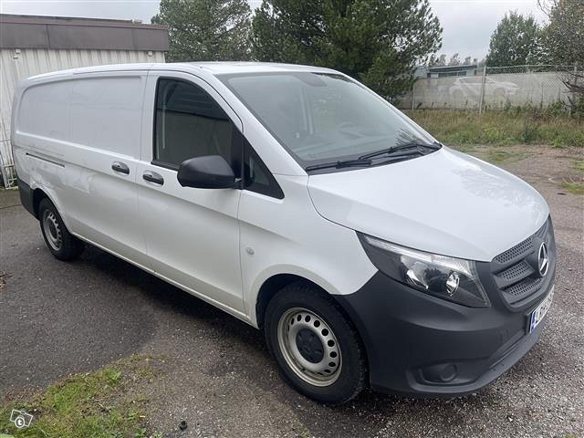 Mercedes-Benz Vito 2