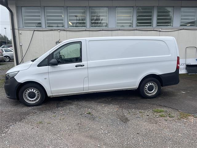 Mercedes-Benz Vito 4