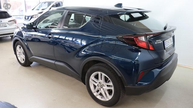 Toyota C-HR 3