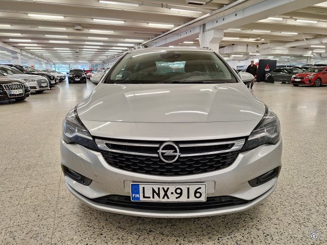 Opel Astra 2