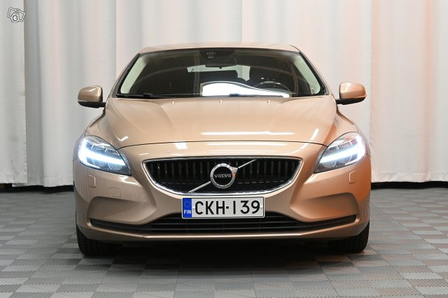 Volvo V40 2