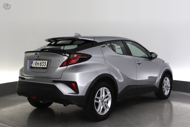 Toyota C-HR 5