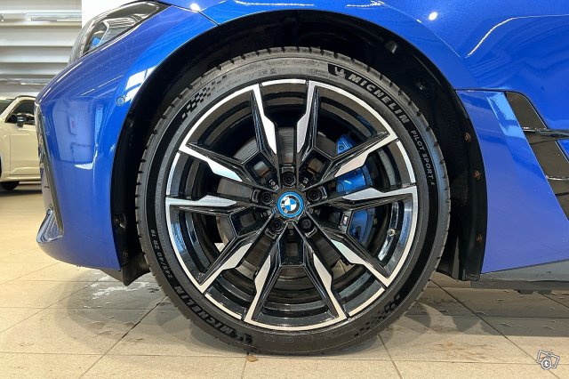 BMW I4 M50 15