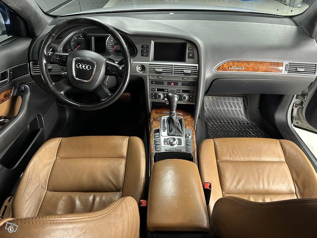 Audi A6 10