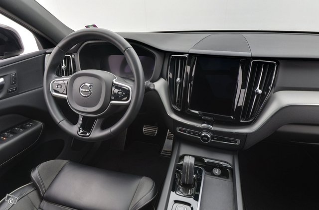 Volvo XC60 9