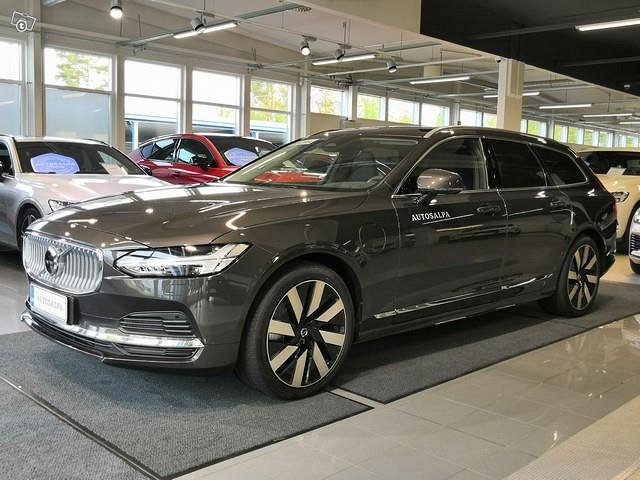 VOLVO V90 2