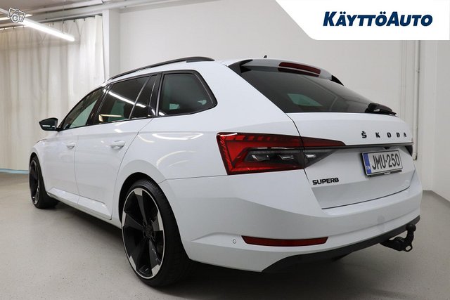 SKODA Superb 4