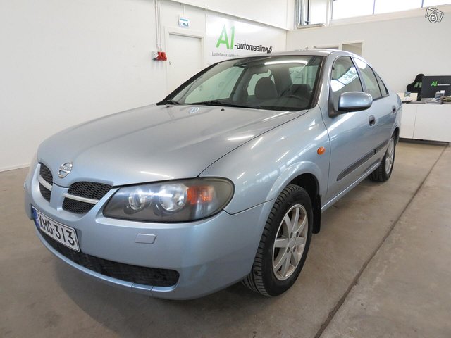 Nissan Almera