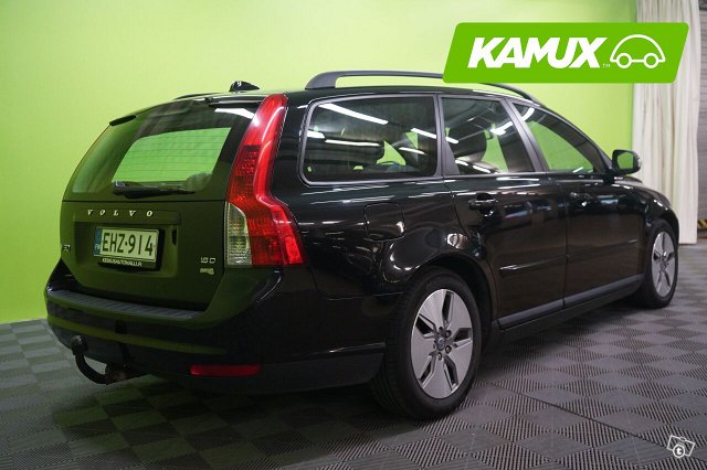 Volvo V50 4