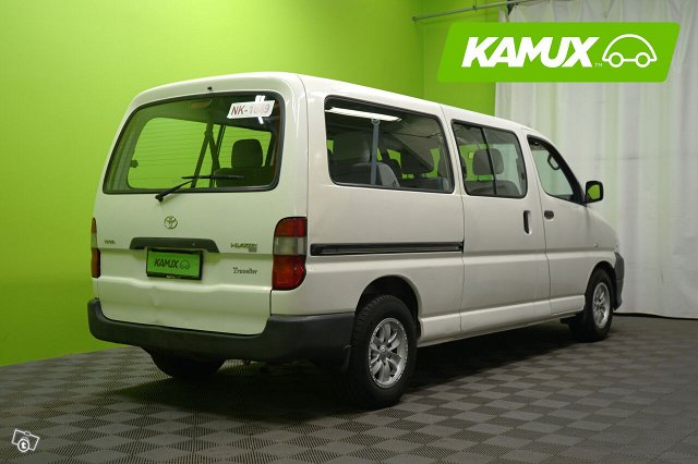 Toyota Hiace 4