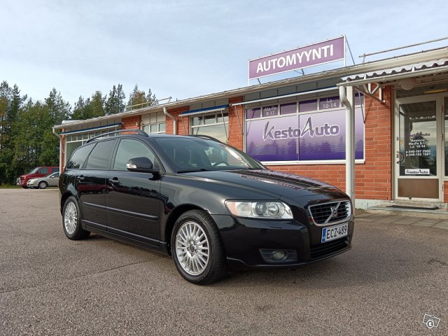 Volvo V50