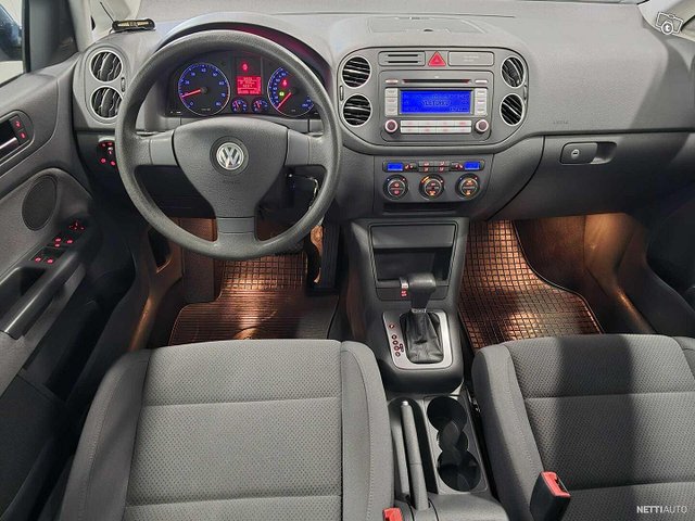 Volkswagen Golf Plus 8