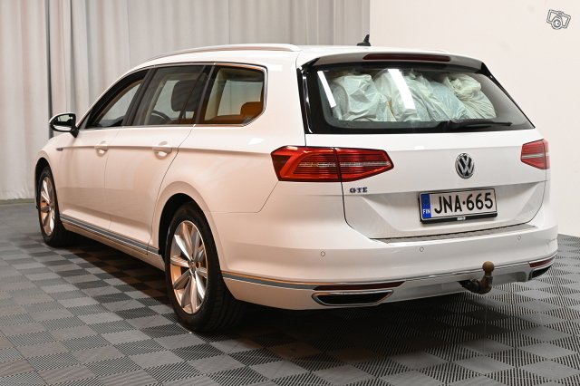 Volkswagen Passat 5