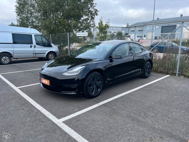 Tesla Model 3, kuva 1