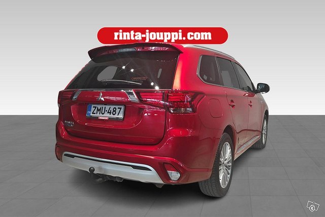 Mitsubishi Outlander PHEV 5