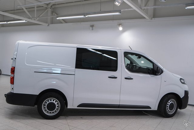 Opel Vivaro 4