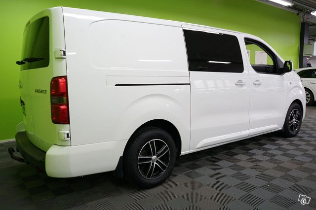 Toyota Proace 4