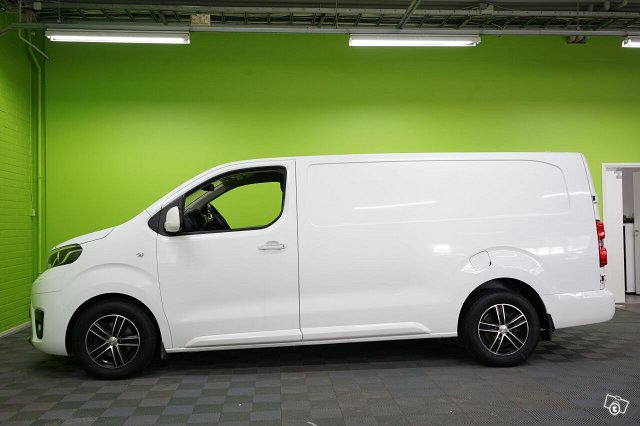 Toyota Proace 6