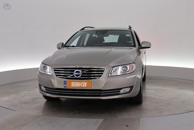 Volvo V70 25