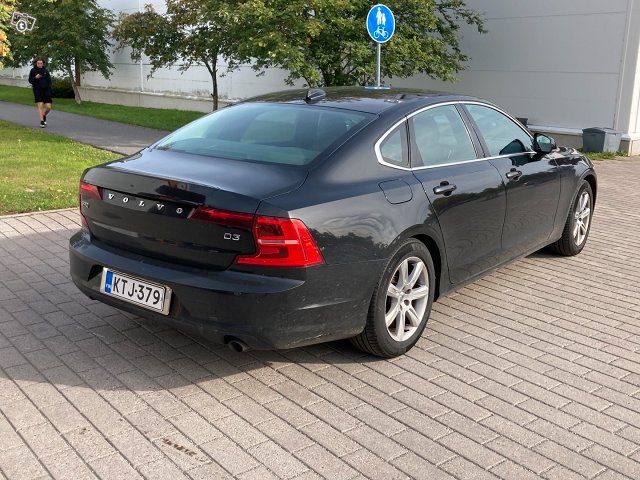 Volvo S90 5