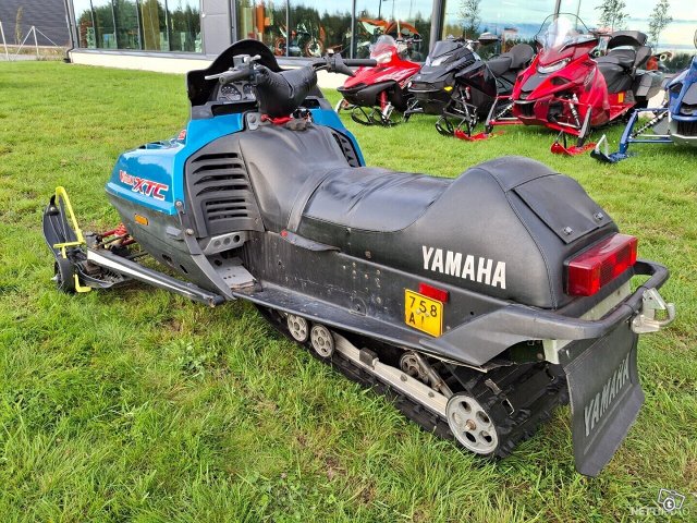 Yamaha V-Max 7