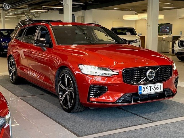 VOLVO V60 3