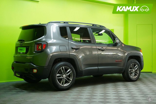 Jeep Renegade 4