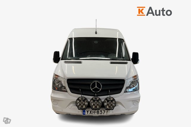 Mercedes-Benz Sprinter 4