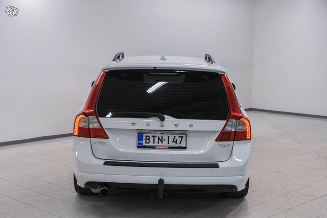 Volvo V70 6