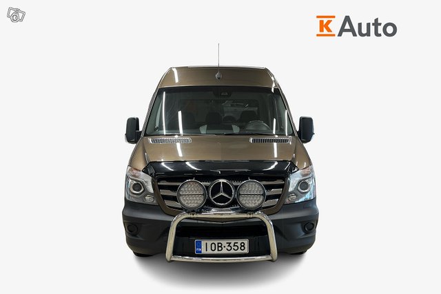 Mercedes-Benz Sprinter 4