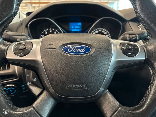 Ford Focus 11