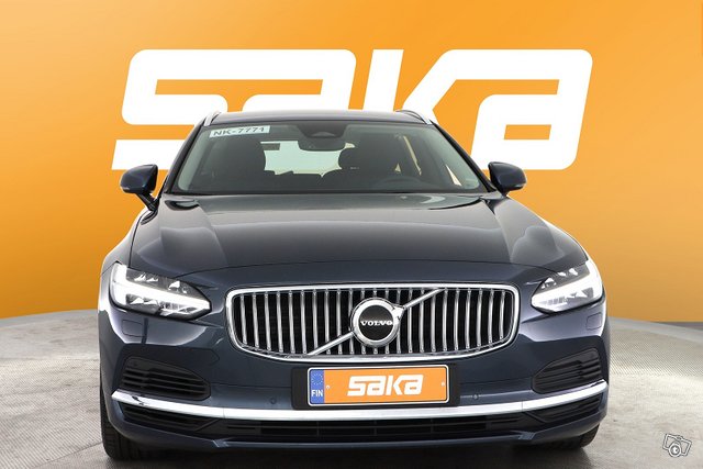 Volvo V90 2