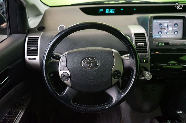 Toyota Prius 15