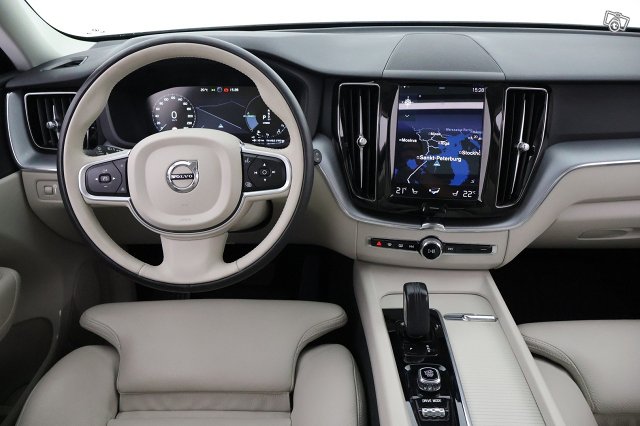 Volvo XC60 18