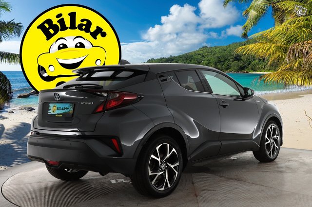 TOYOTA C-HR 5