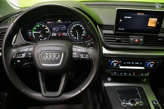 Audi Q5 8