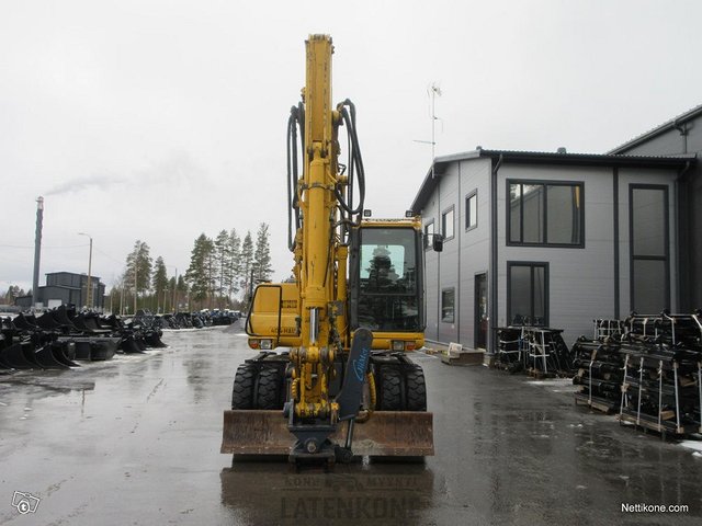 Komatsu PW130-6 Pyöräalustainen Kaivinkone 3