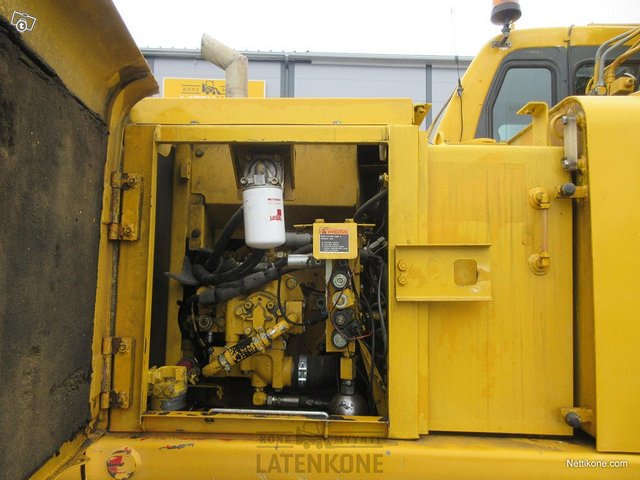 Komatsu PW130-6 Pyöräalustainen Kaivinkone 13